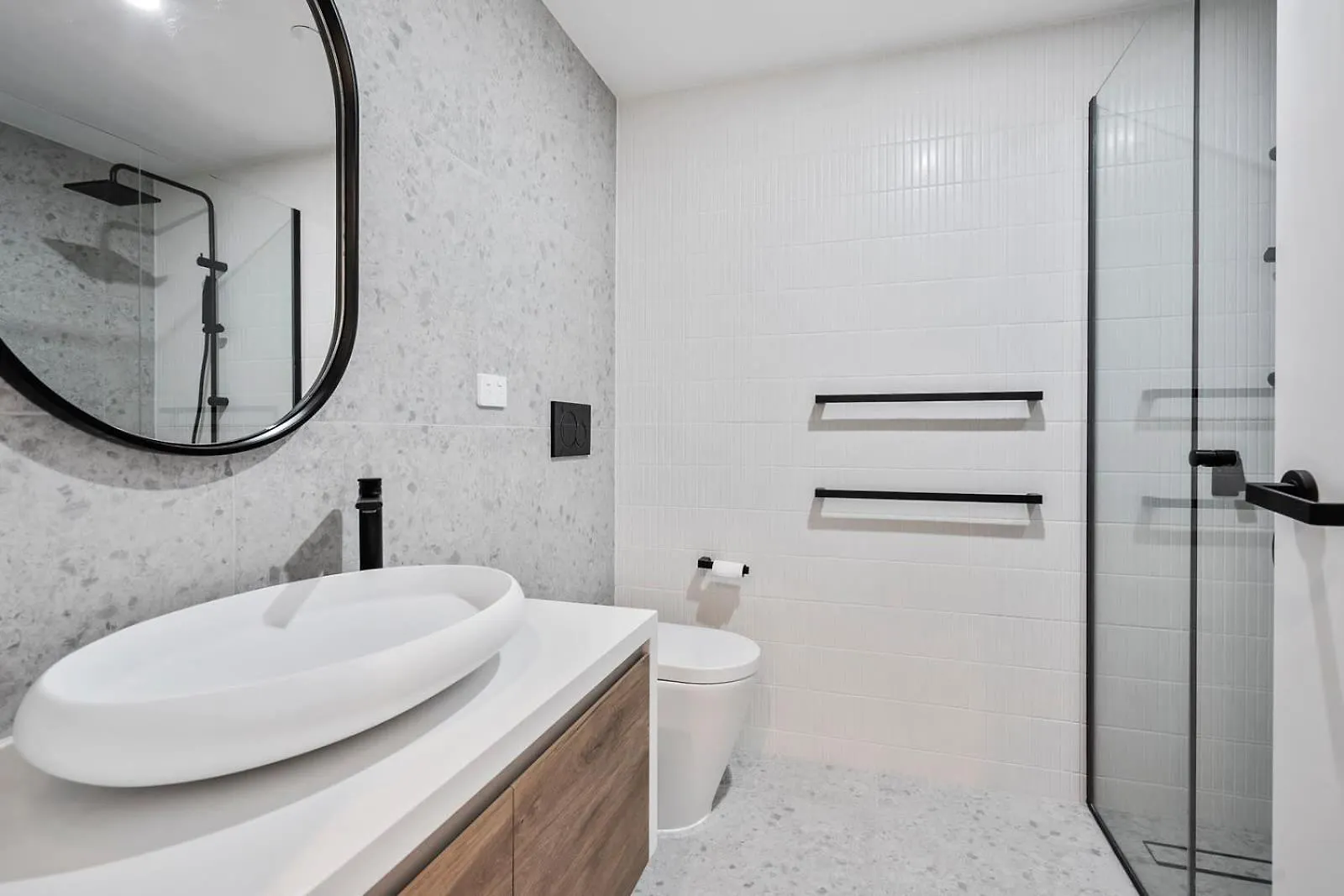 Apartment Cityscape At The Elliott In The Heart Of Hobart