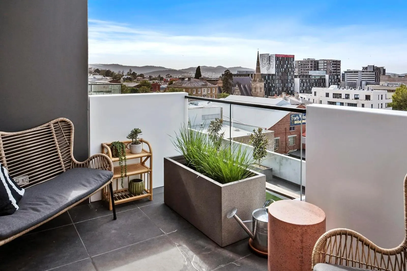 Cityscape At The Elliott In The Heart Of Hobart 0*,