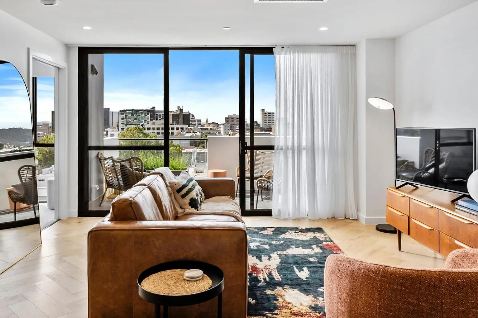 Cityscape At The Elliott In The Heart Of Hobart Apartment